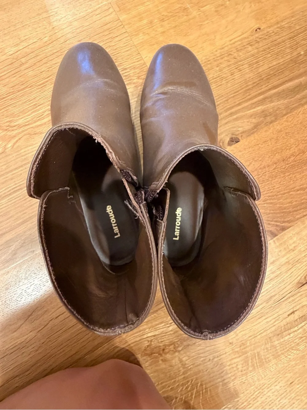 Larroude sleek tan